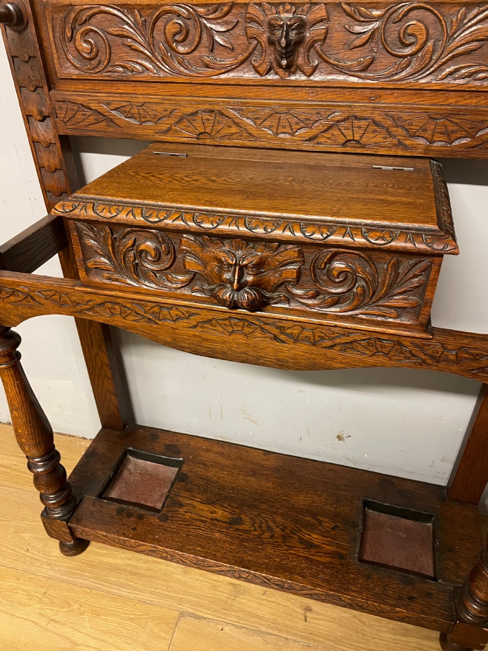 C19TH carved golden oak green man hall stand  View IV