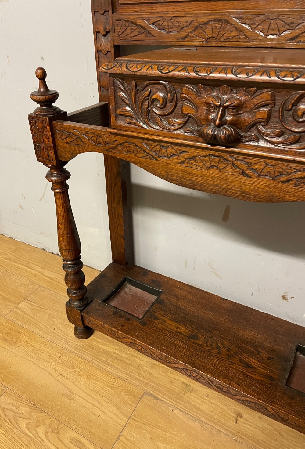 C19TH carved golden oak green man hall stand  View VI