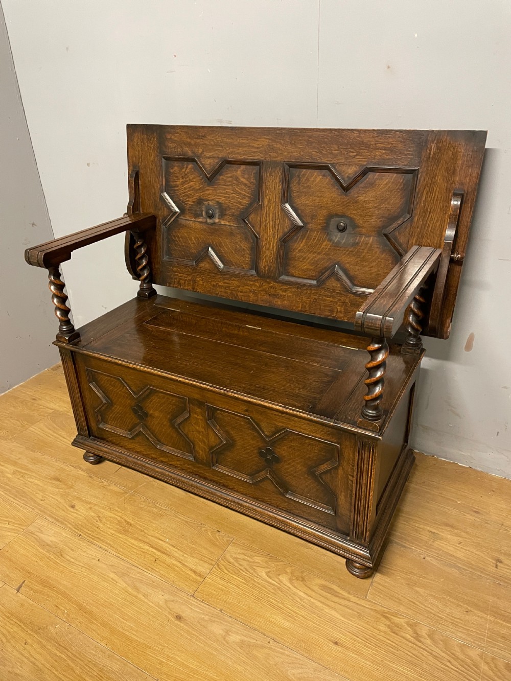 Oak panelled monks bench with barley twist supports circa 1920 View II