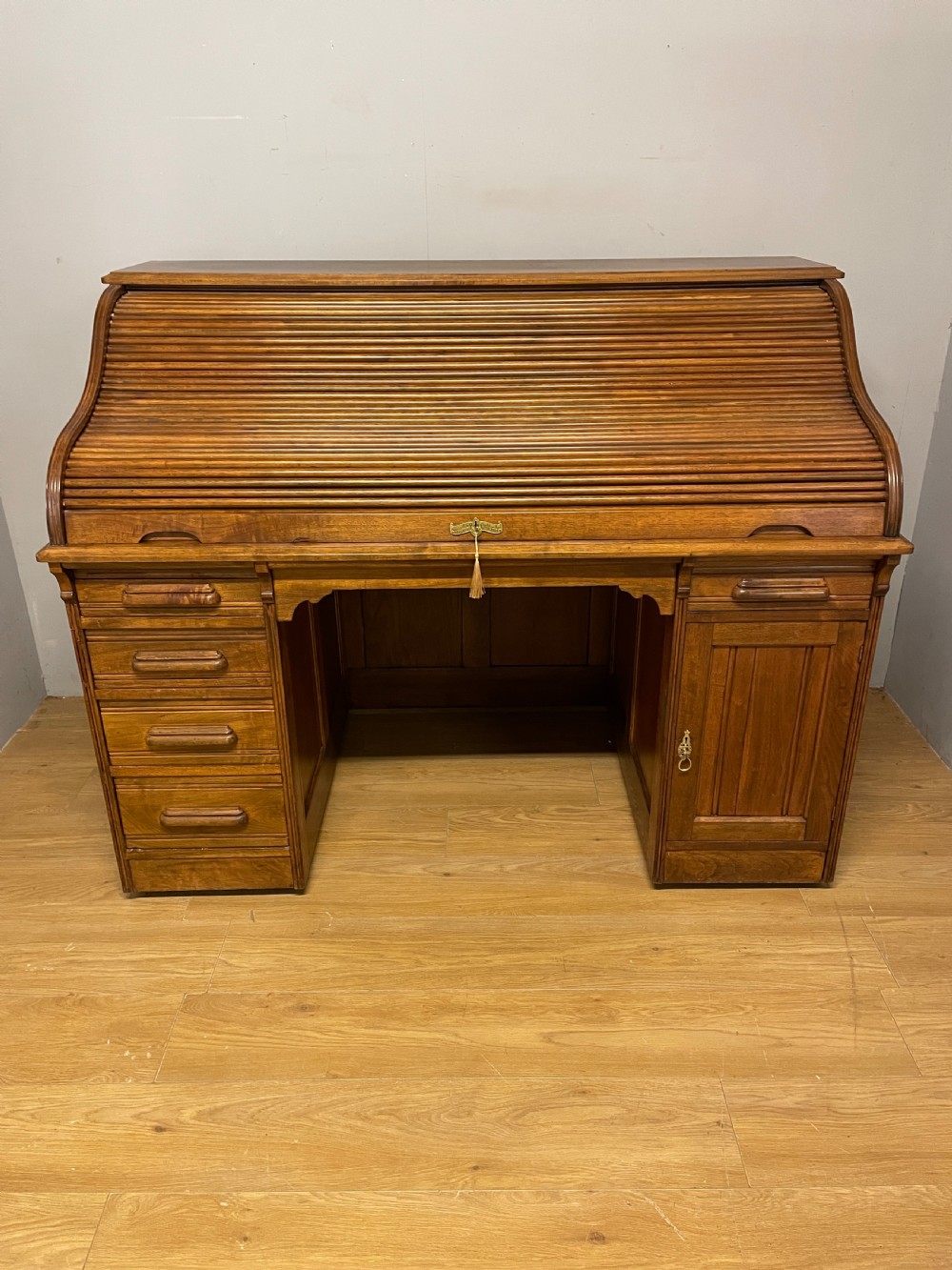Edwardian walnut American roll top desk circa 1910 View II