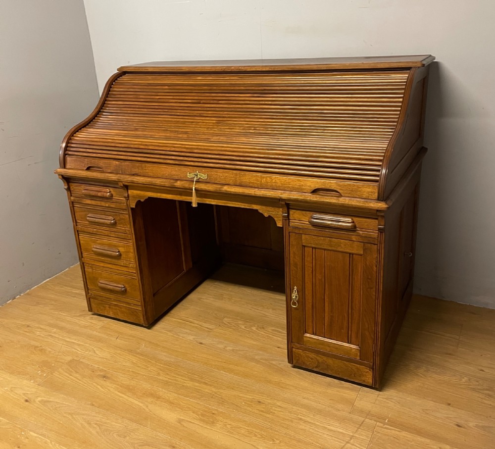 Edwardian walnut American roll top desk circa 1910 View XV