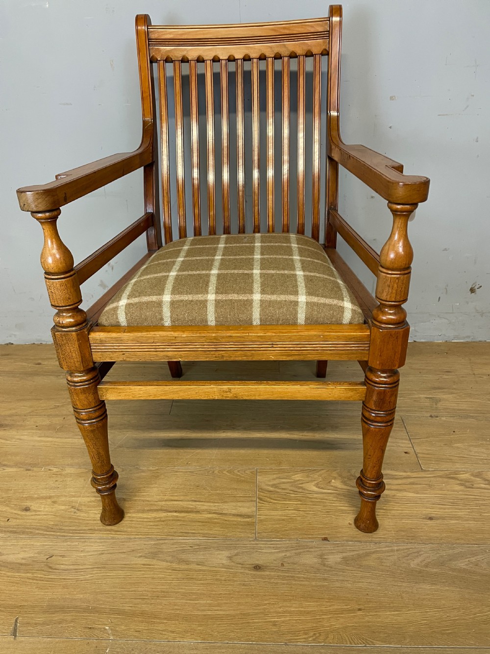 Walnut Arts and Crafts armchair circa 1900 View IV