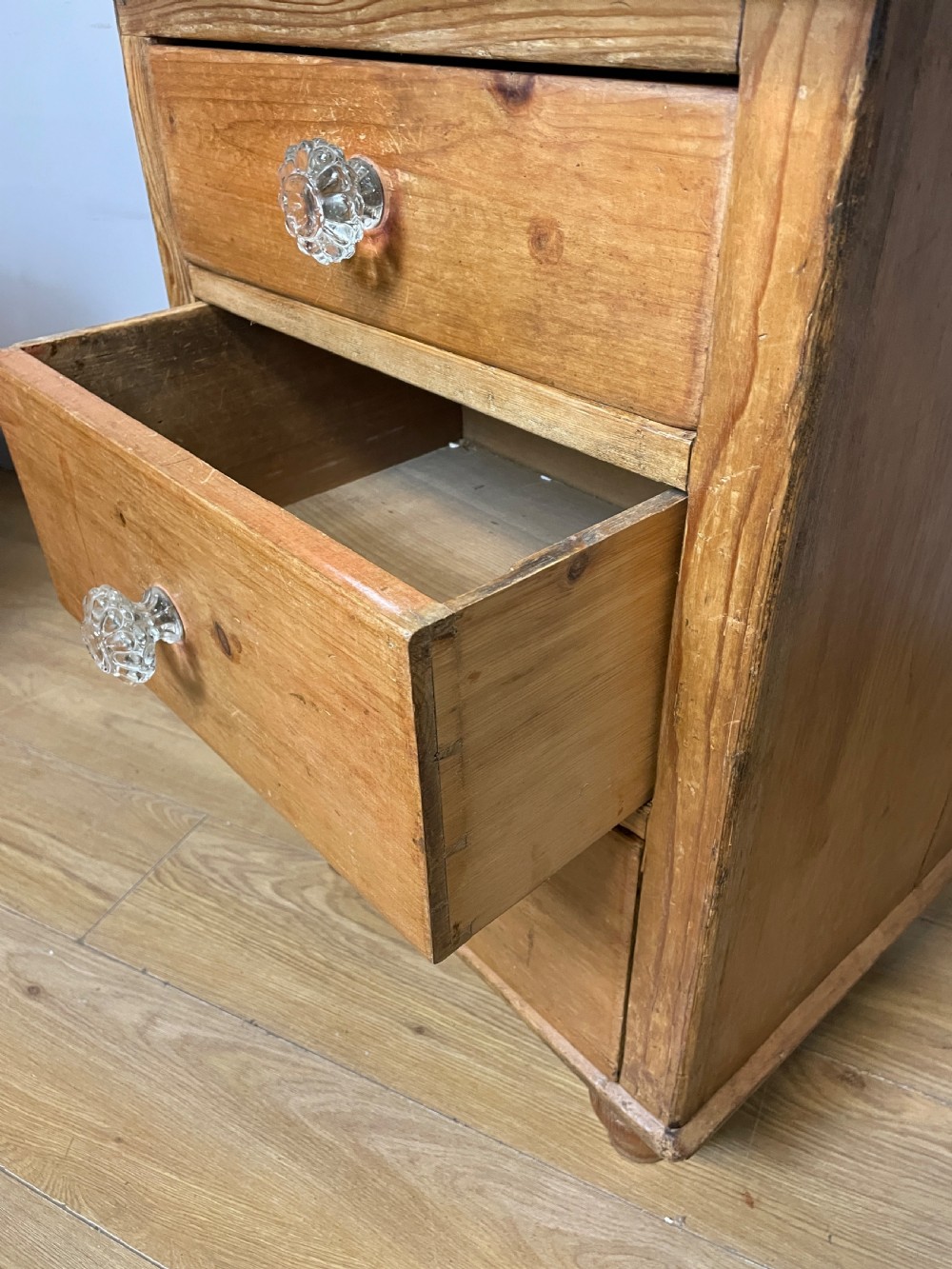 C19TH three height pine chest of drawers  View VI