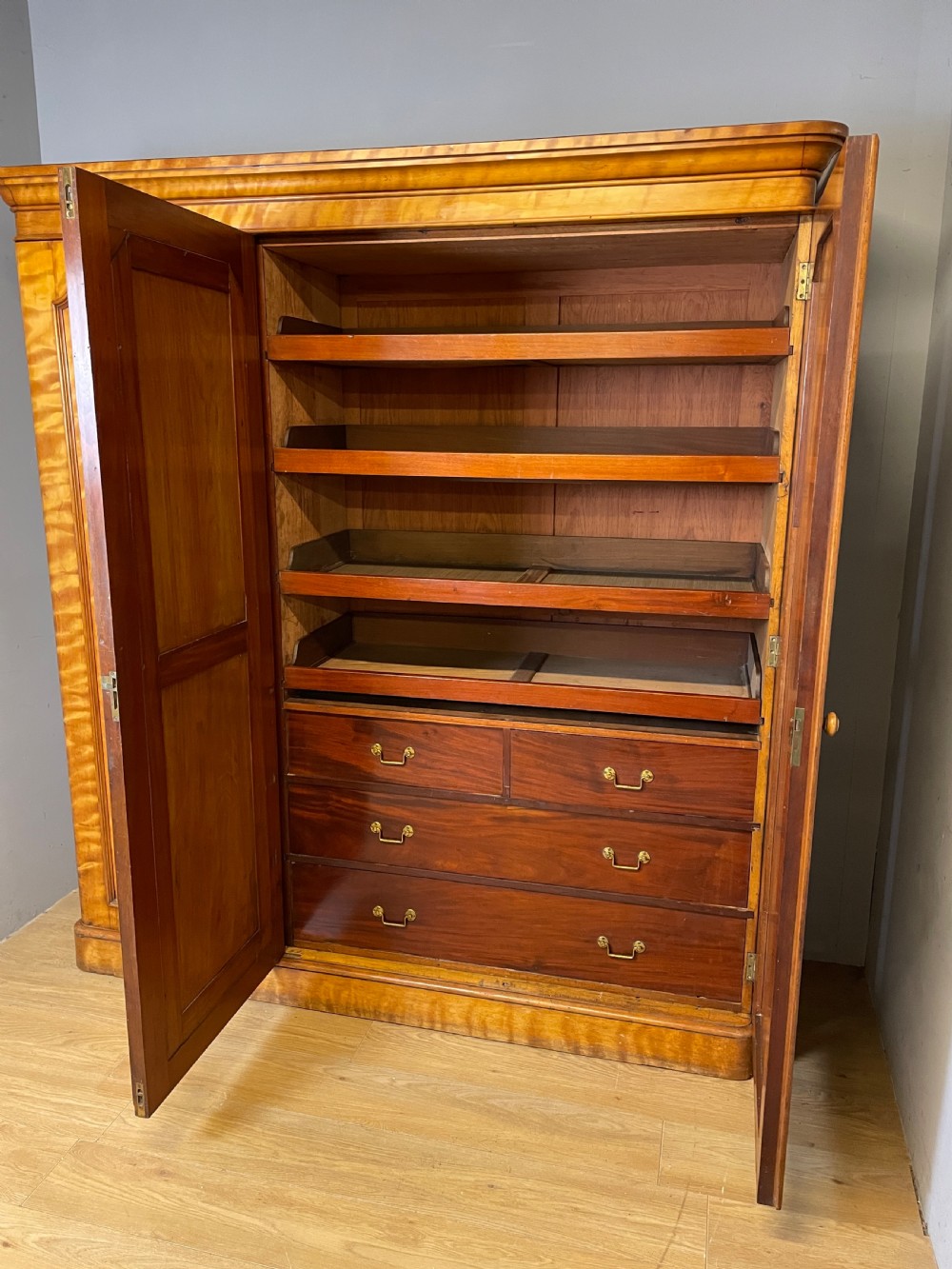 C19TH country house satin birch triple wardrobe  View XXII