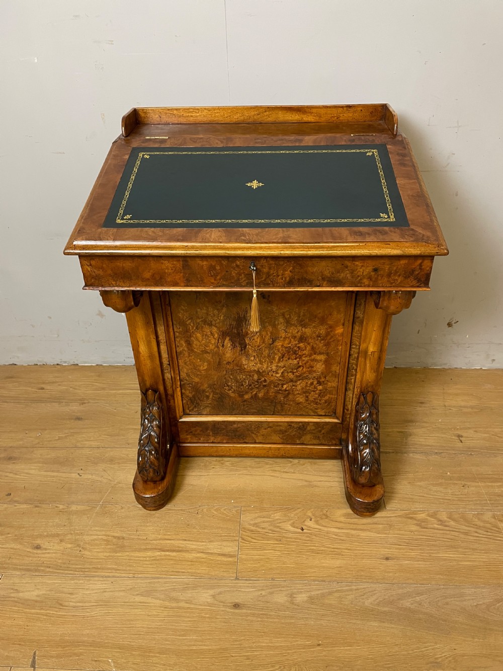 Superb quality C19TH burr walnut Davenport desk View II