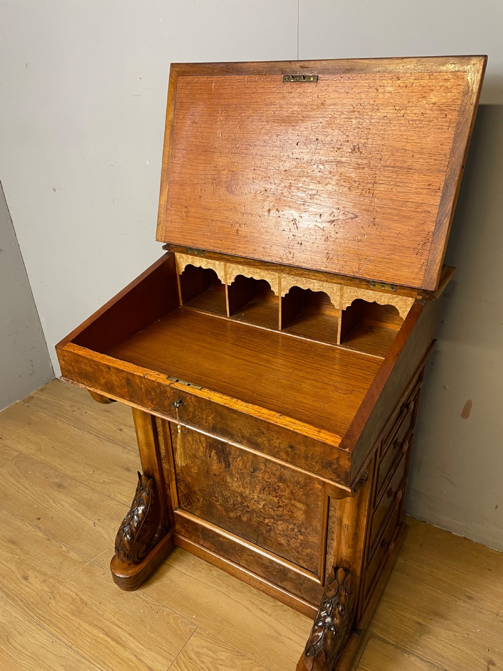 Superb quality C19TH burr walnut Davenport desk View V