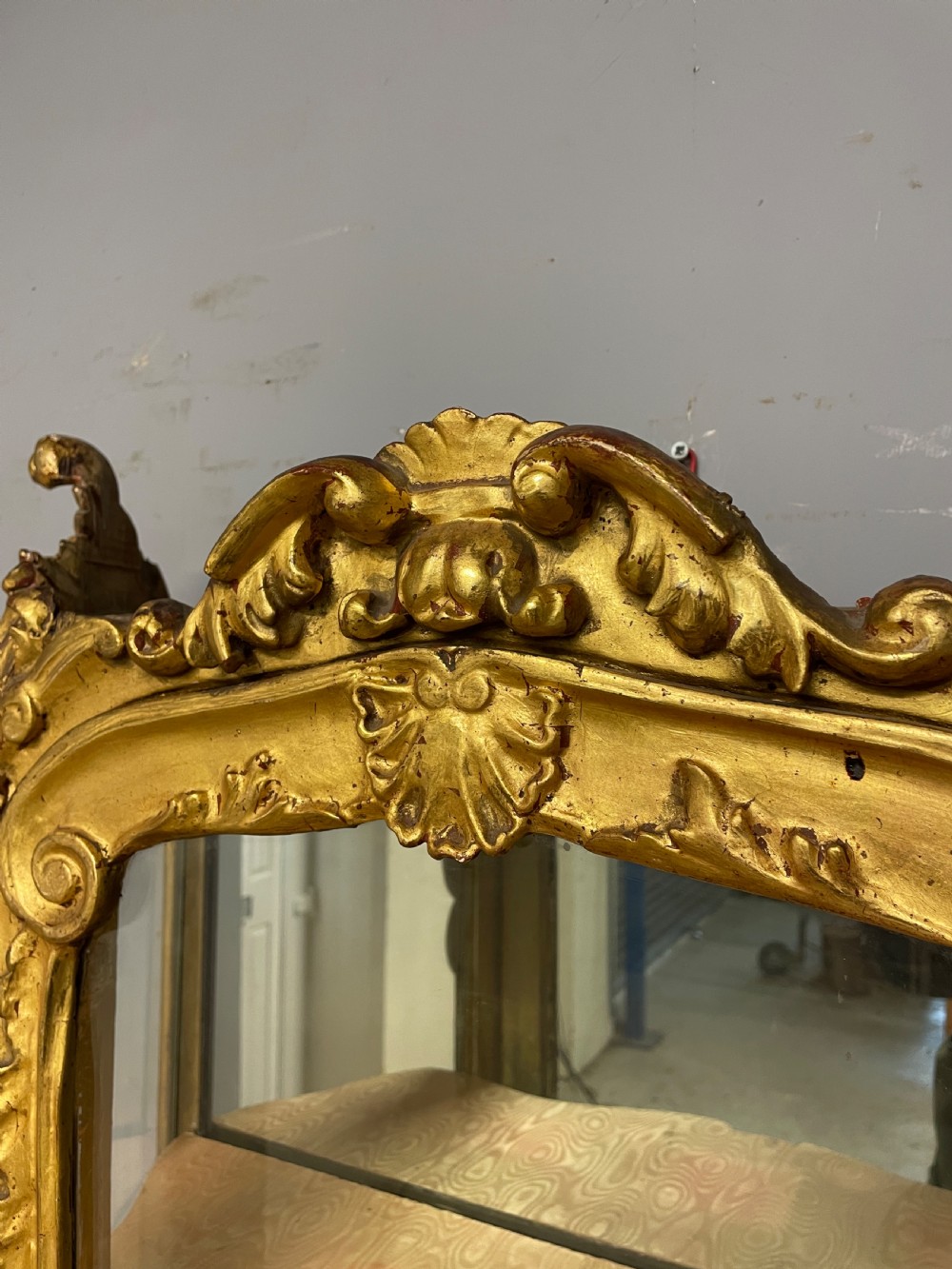 C19TH gilded and carved wall cabinet  View V