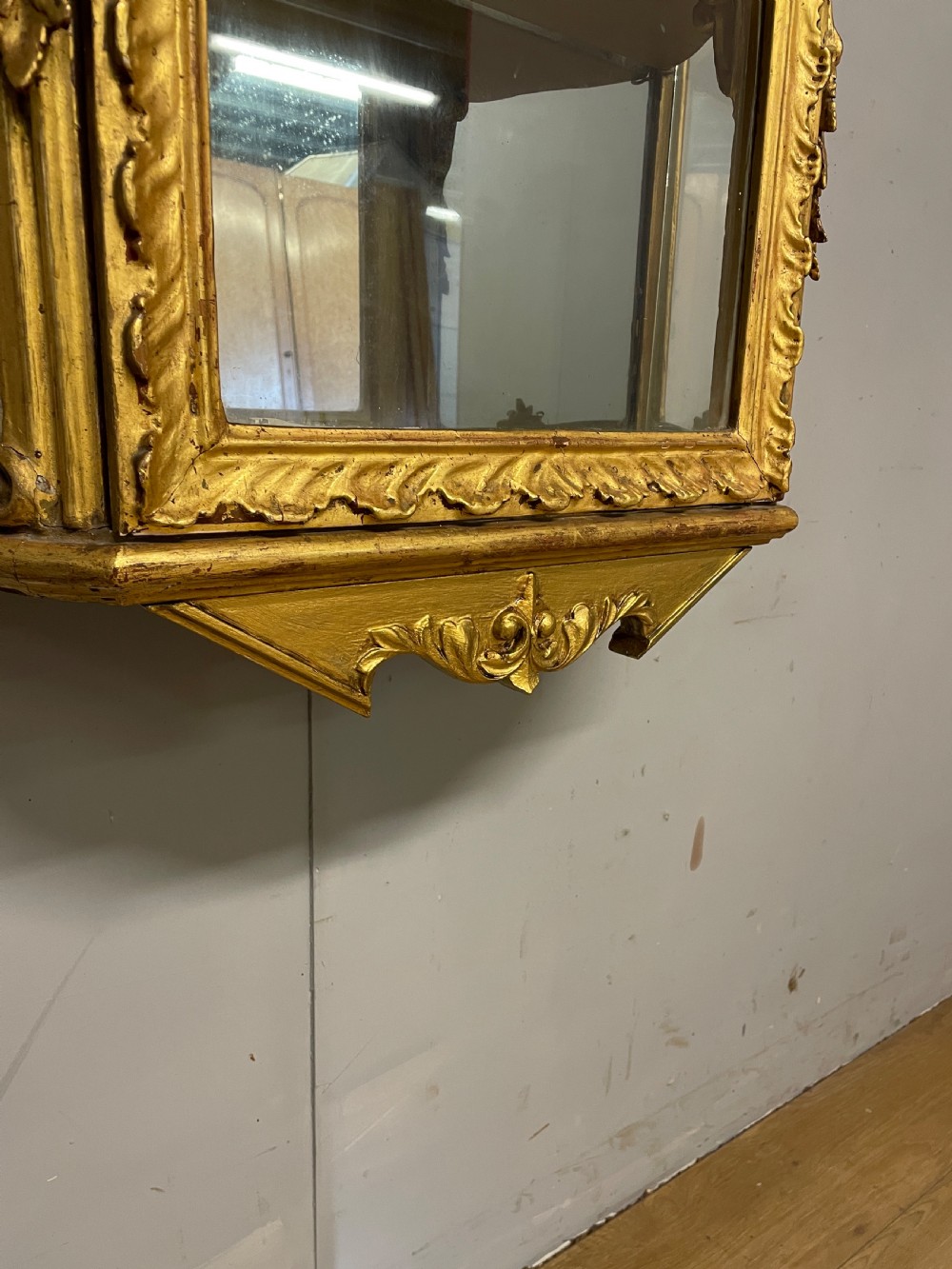 C19TH gilded and carved wall cabinet  View VI