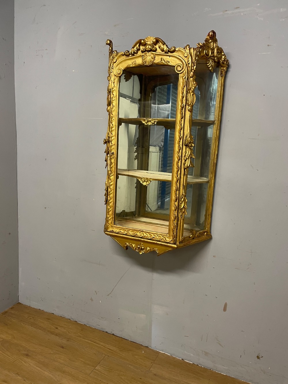 C19TH gilded and carved wall cabinet  View XIII