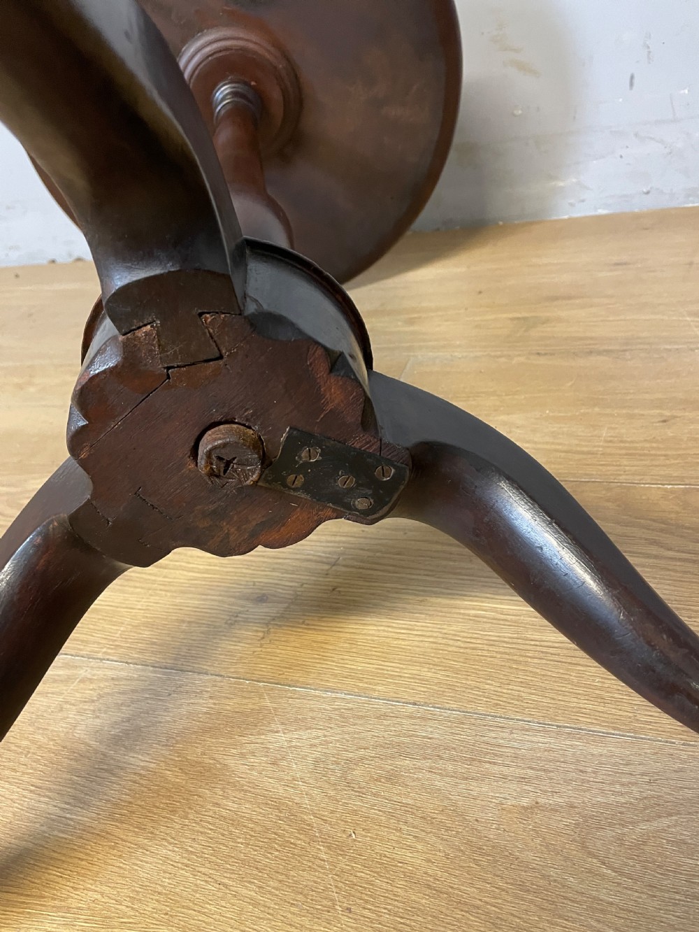 C19TH mahogany tripod table on ball and claw feet  View VII