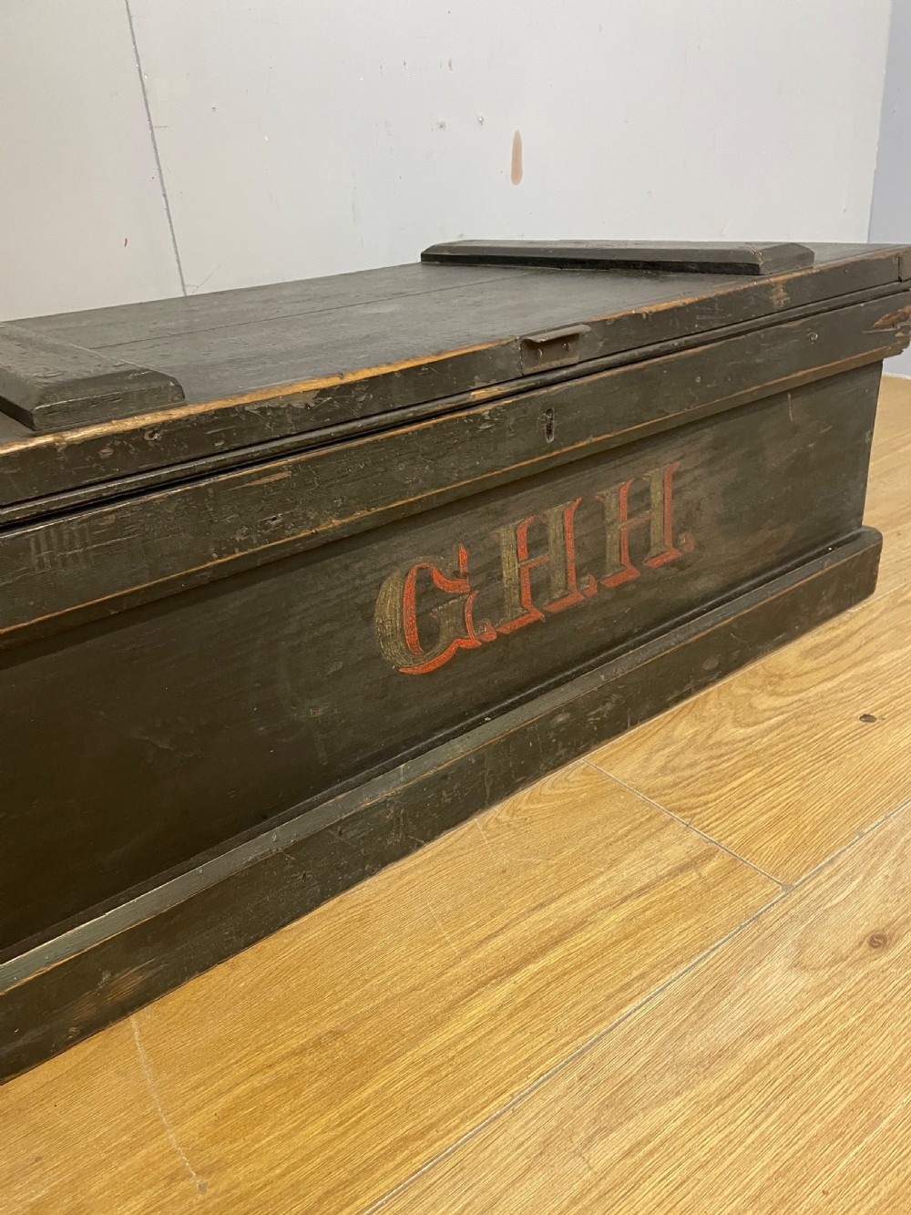 C19TH pine carpenters tool chest in original condition  View V