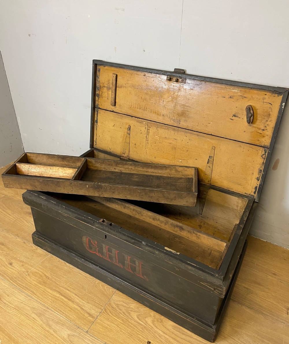 C19TH pine carpenters tool chest in original condition  View VII