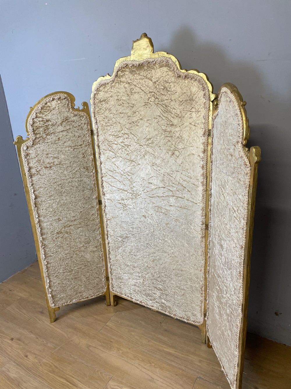 Three panel gilt wood screen circa 1930 View XI