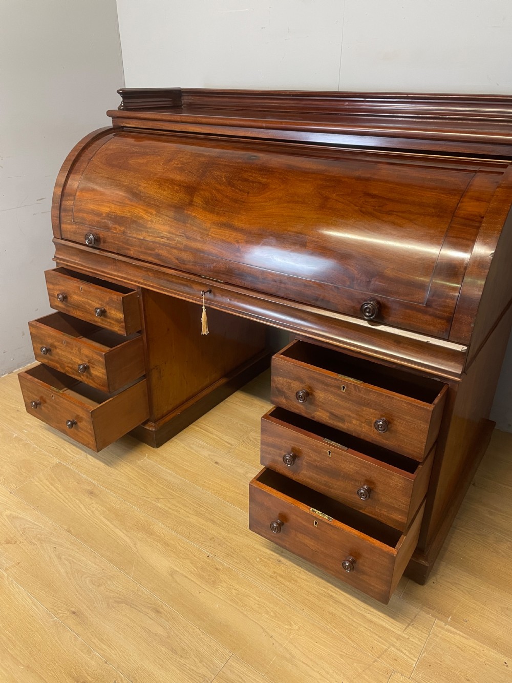 C19TH flame mahogany  twin pedestal three part cylinder desk  View XI