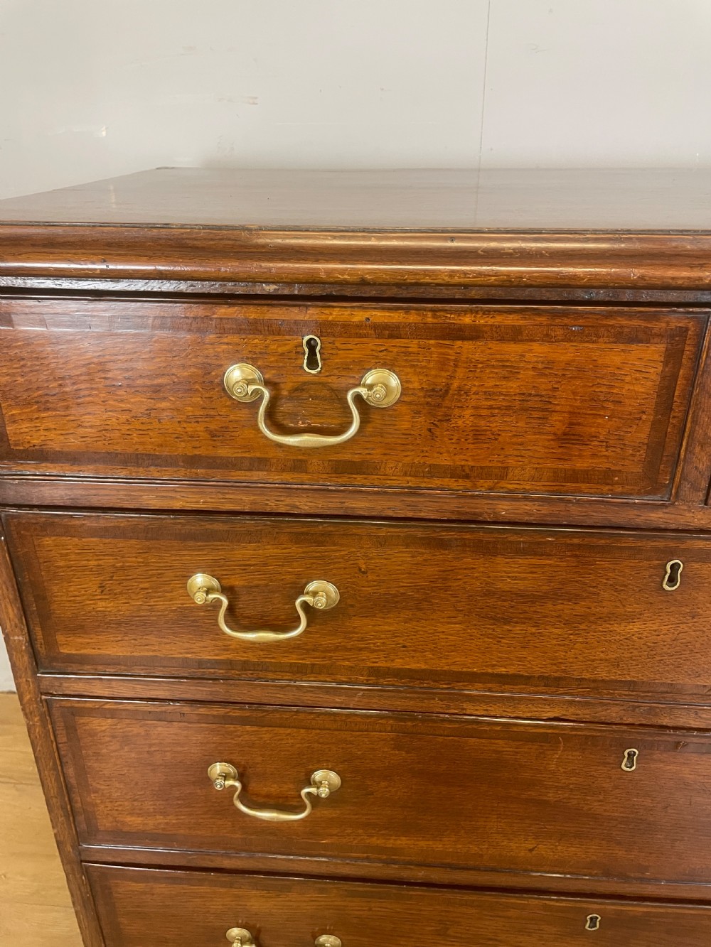 Georgian oak four height chest of drawers circa 1790 View VI