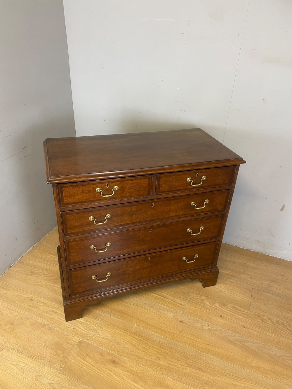 Georgian oak four height chest of drawers circa 1790 View XIV