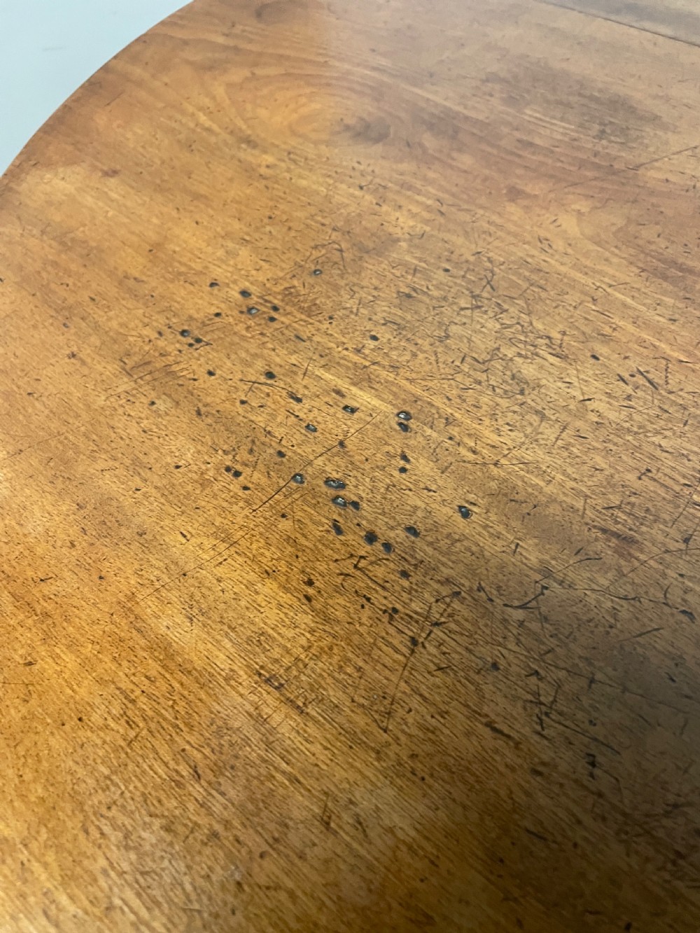 C19TH mahogany circular breakfast table in original condition  View VI