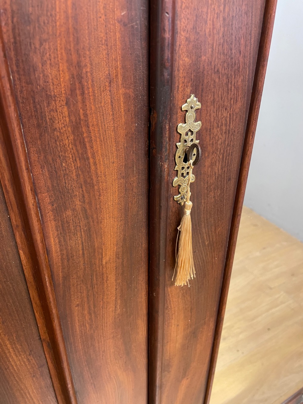 C19TH flame mahogany country house three door triple wardrobe  View IV