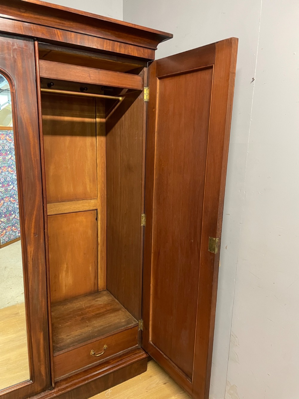 C19TH flame mahogany country house three door triple wardrobe  View IX