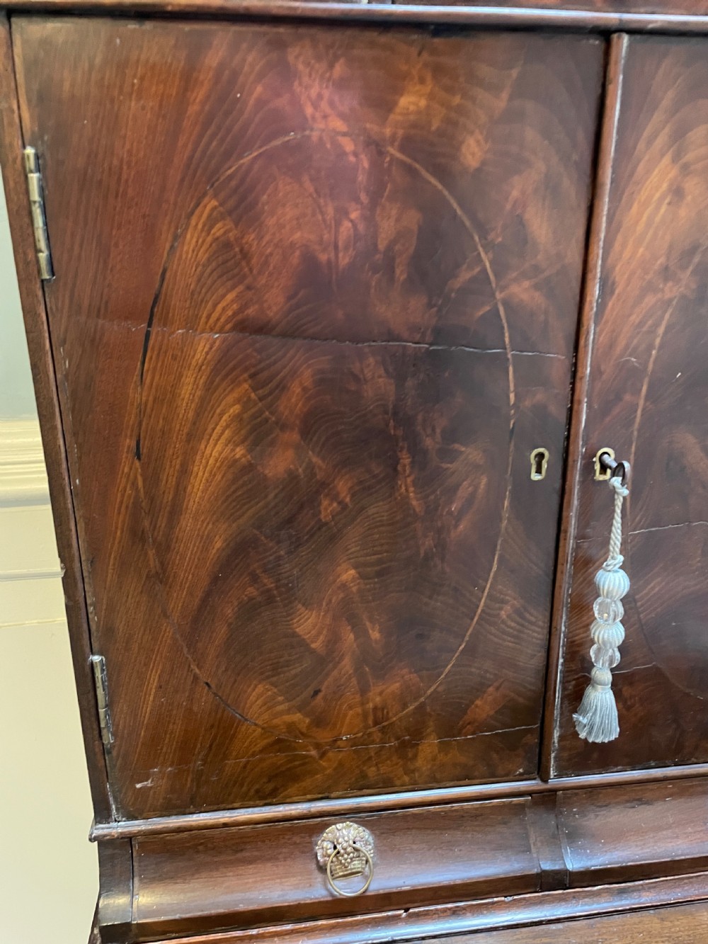 Rare Georgian mahogany ladies dressing cabinet circa 1830 View IV