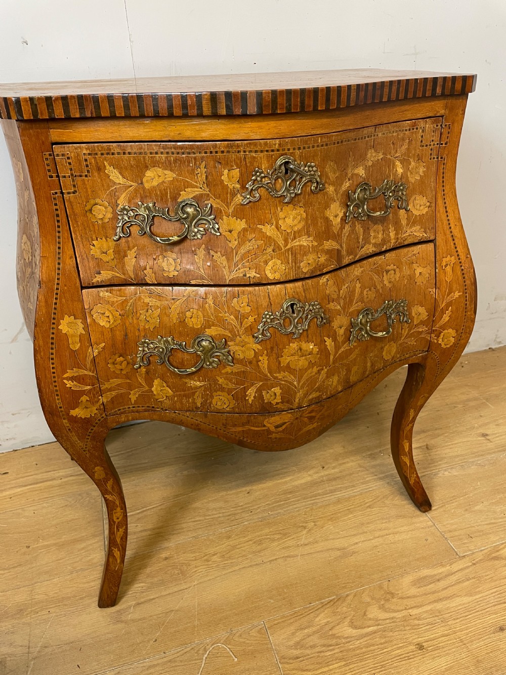 C19TH small French inlaid bombe chest of drawers  View III