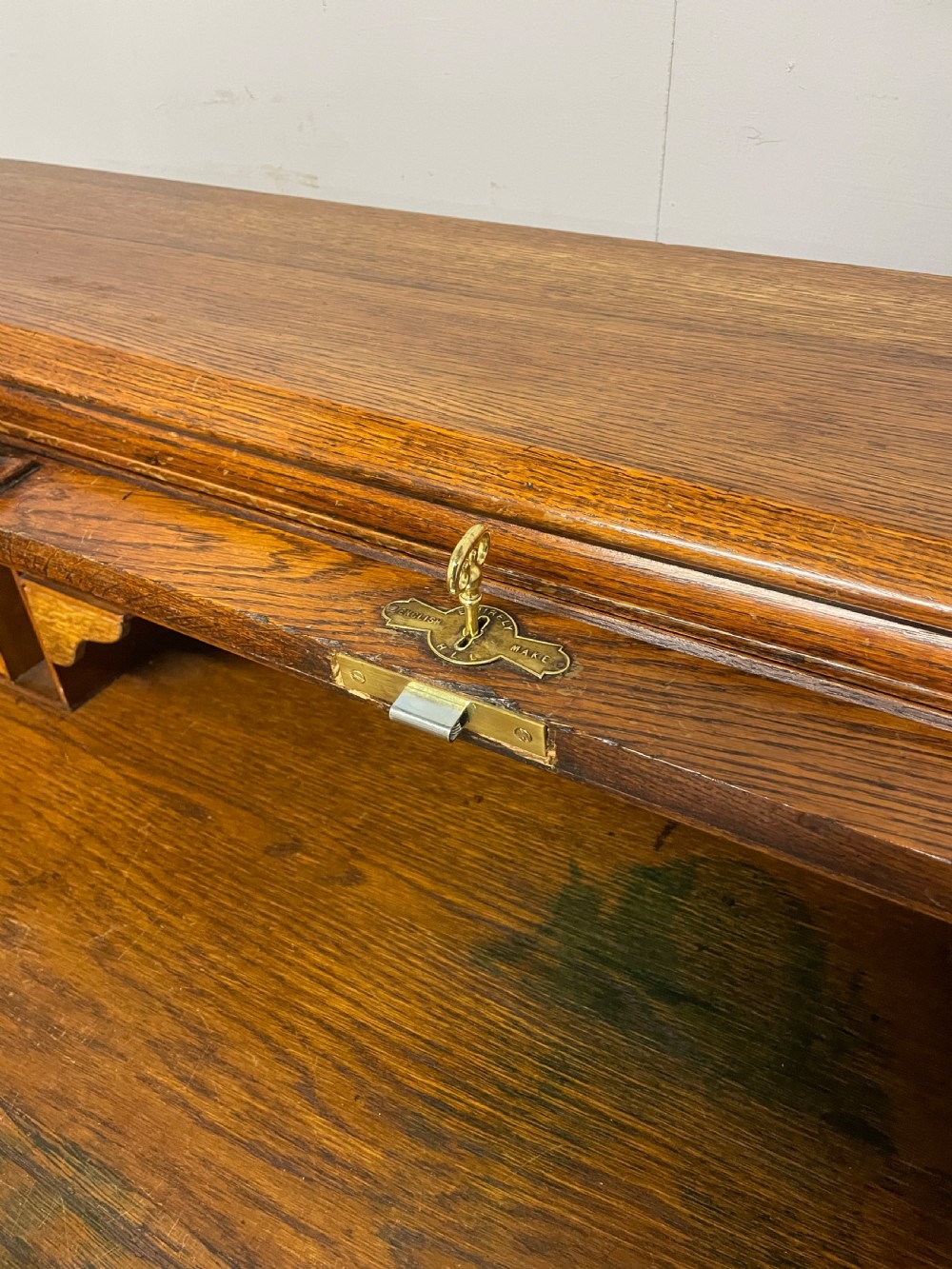 Edwardian golden oak roll top desk View VI