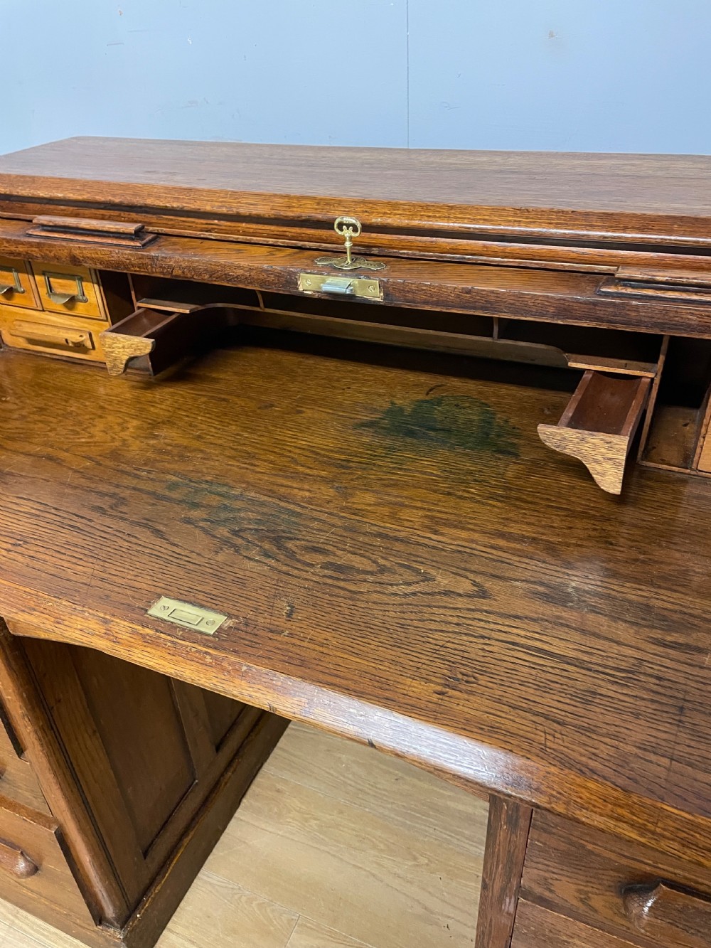 Edwardian golden oak roll top desk View IX