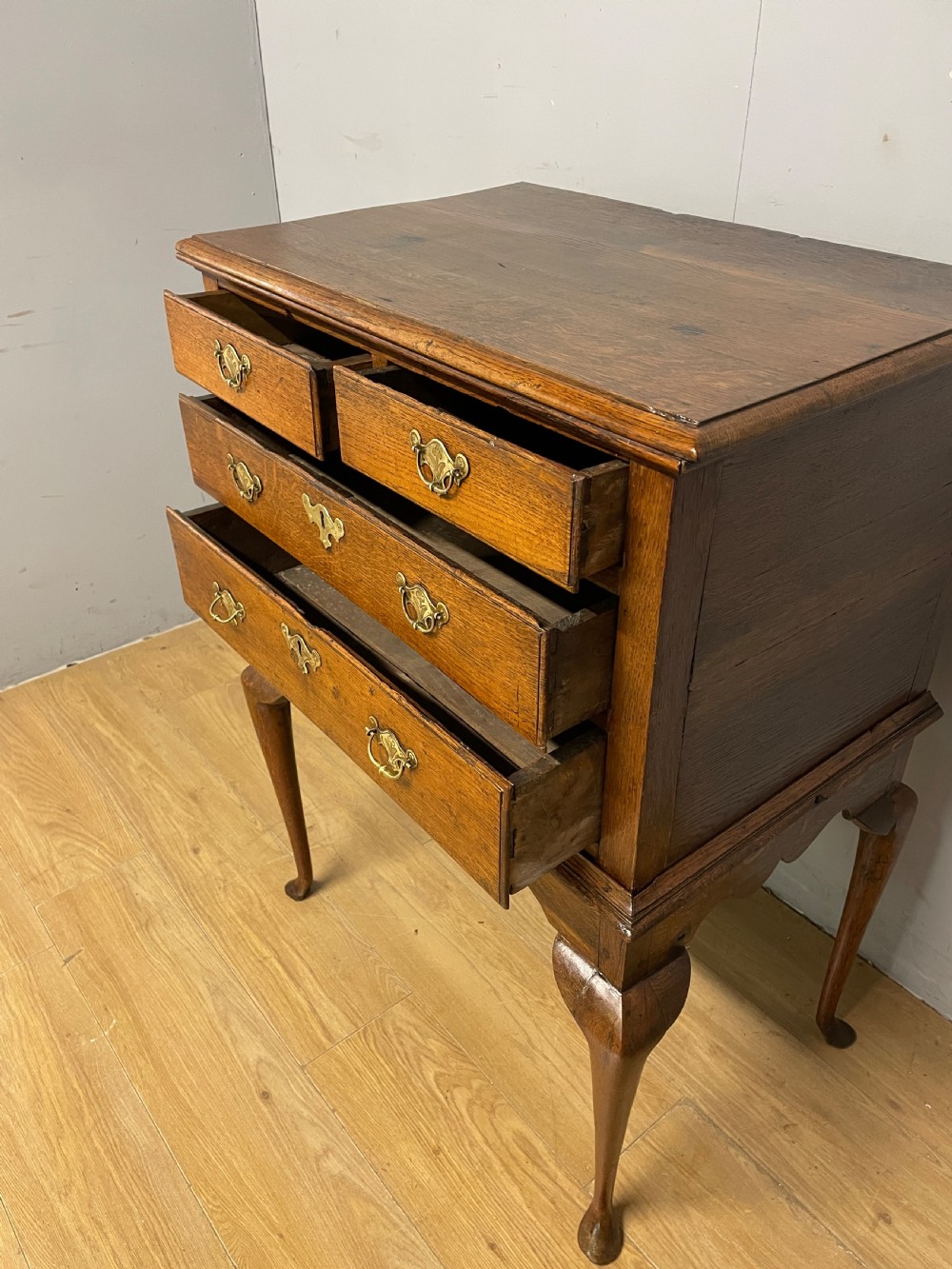 C18th provincial oak chest on stand  View VII