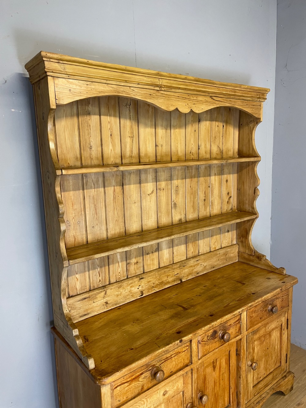 C19TH pine dresser  View IV