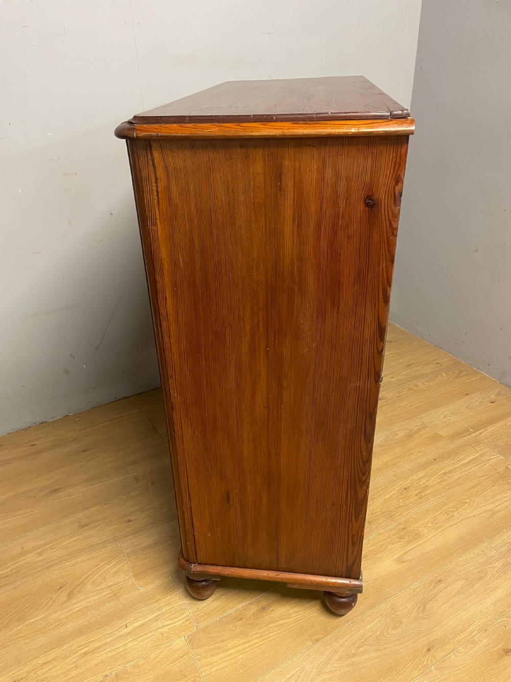 C19TH pine chest of drawers  View XV