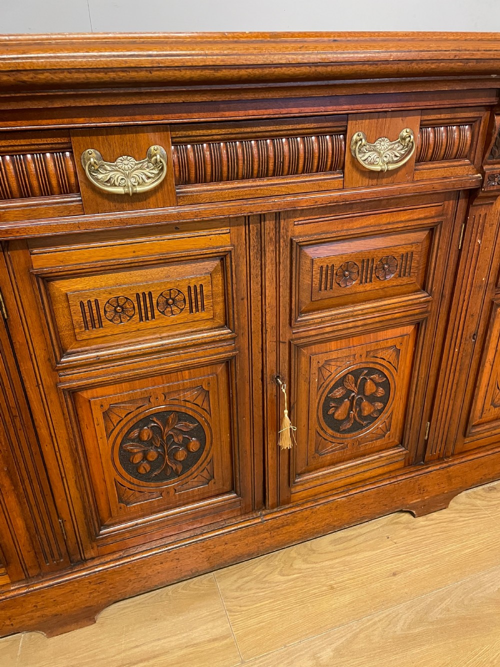 Arts and Crafts solid walnut sideboard circa 1890 View VI