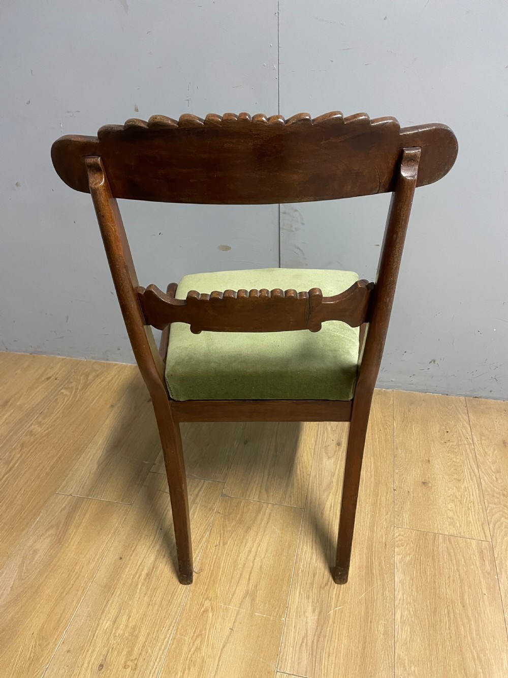 Set of 6 regency mahogany sabre legged dining chairs  View V