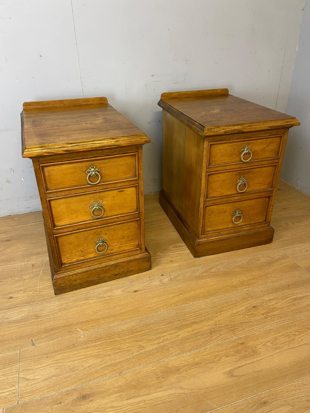 Pair of C19TH golden ash bedside cabinets circa 1880 View XI