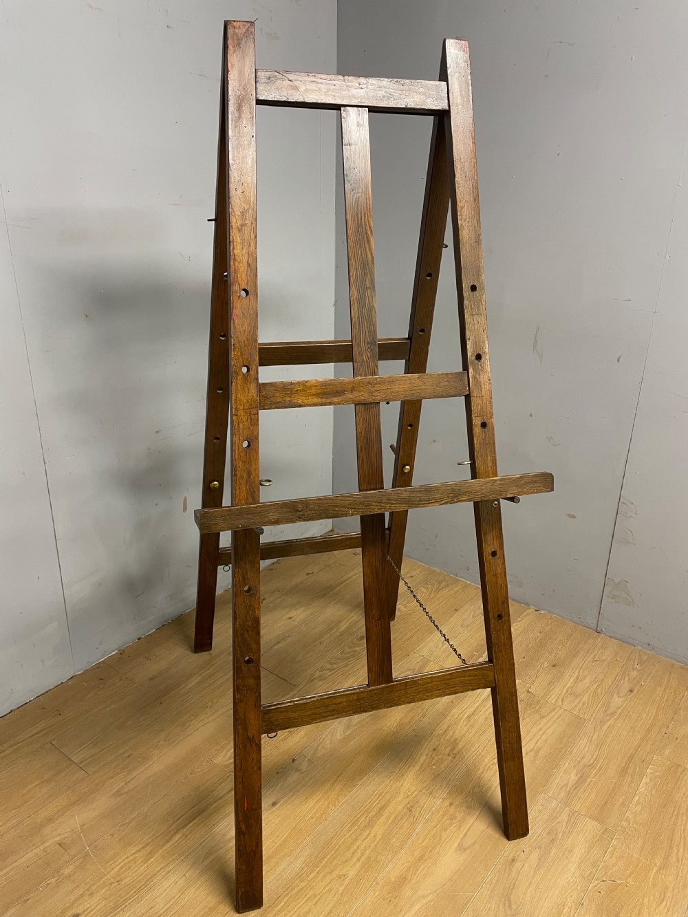 Arts and Crafts  oak adjustable artists easel circa 1900