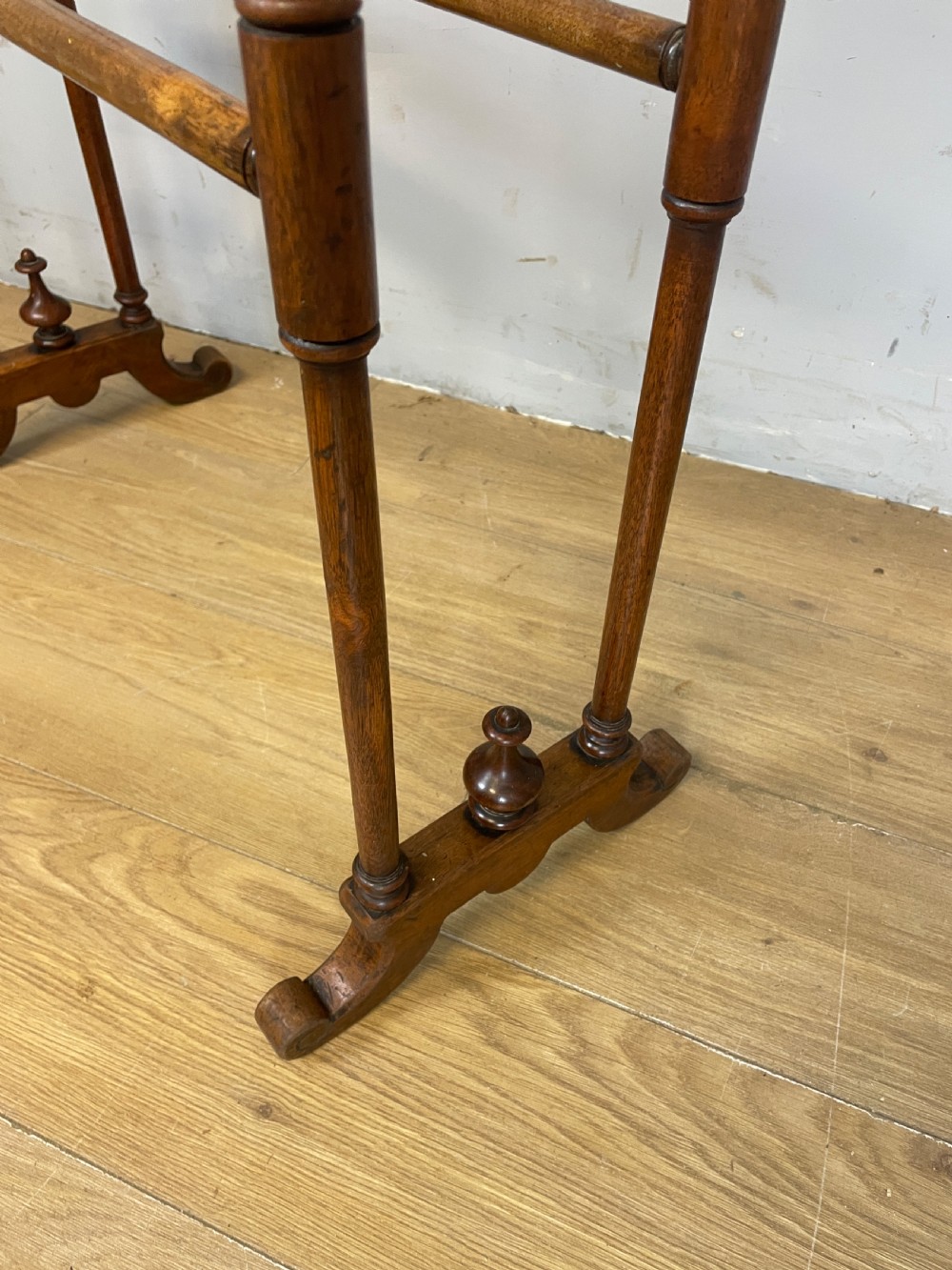 Victorian solid mahogany towel rail circa 1880 View V