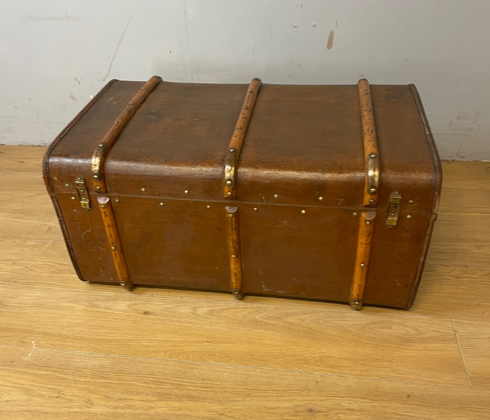Early C20th wooden bound steamer trunk  View XI