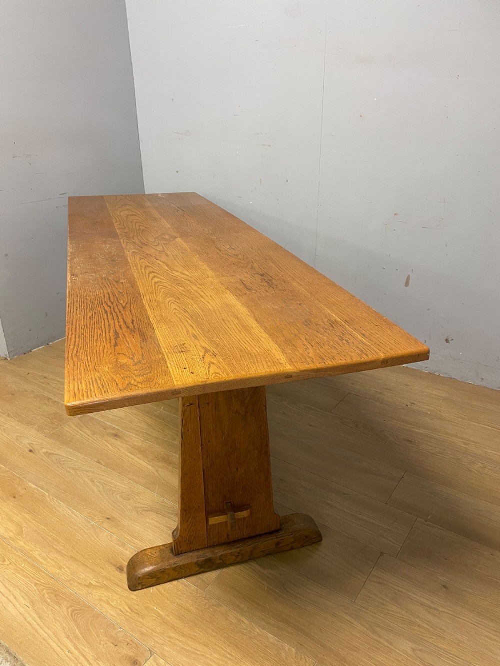 Arts and Crafts golden oak refectory table  View VII