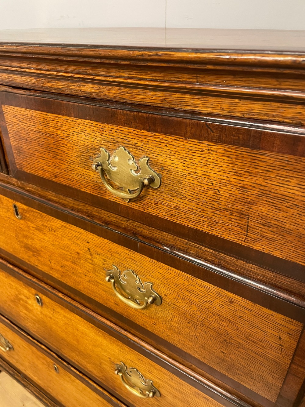 Georgian oak and cross banded mahogany four height chest of drawers circa 1790 View V