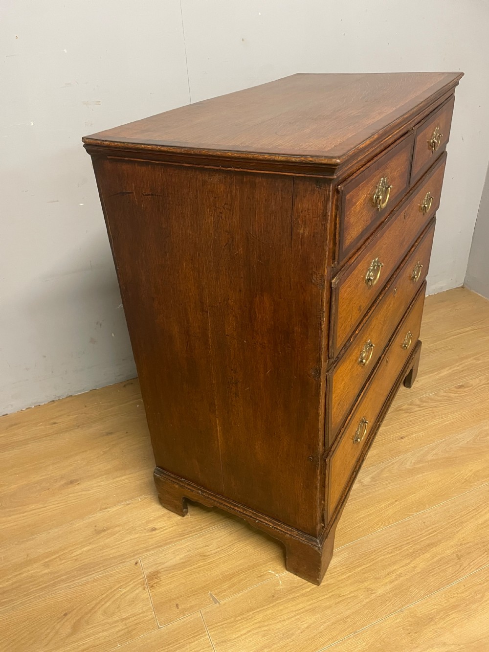 Georgian oak and cross banded mahogany four height chest of drawers circa 1790 View IX