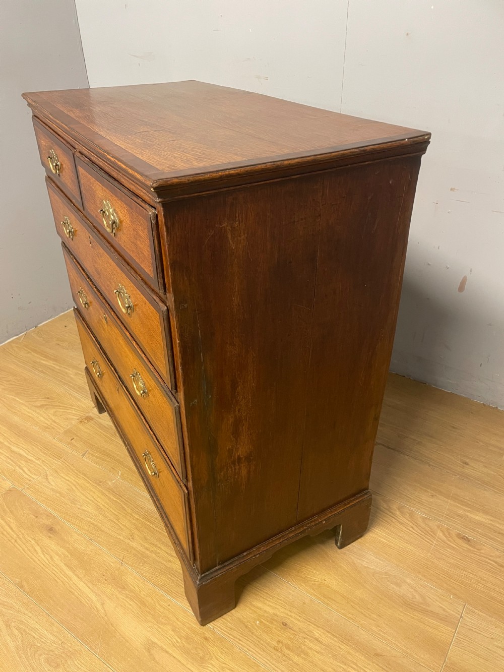 Georgian oak and cross banded mahogany four height chest of drawers circa 1790 View X