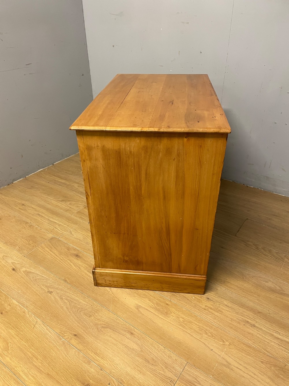C19TH satinwood three height chest of drawers  View IX