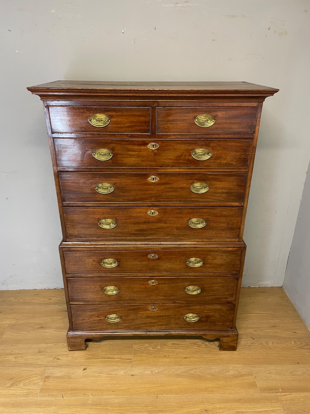Georgian mahogany chest on chest circa 1790 View III