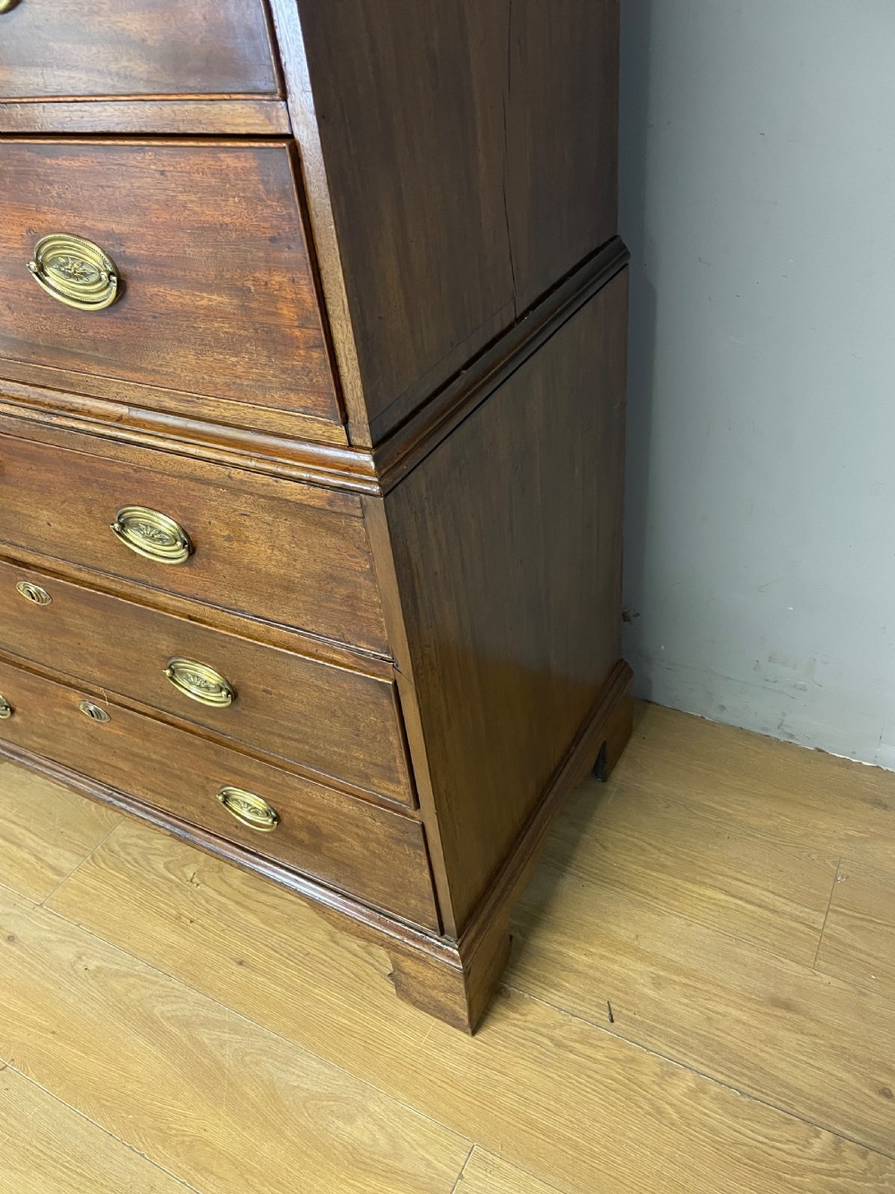 Georgian mahogany chest on chest circa 1790 View IX