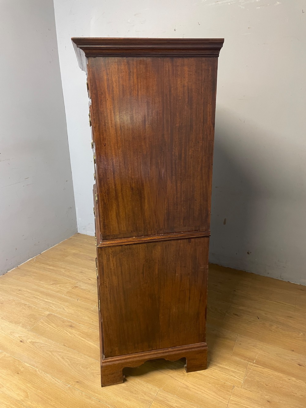Georgian mahogany chest on chest circa 1790 View XIII