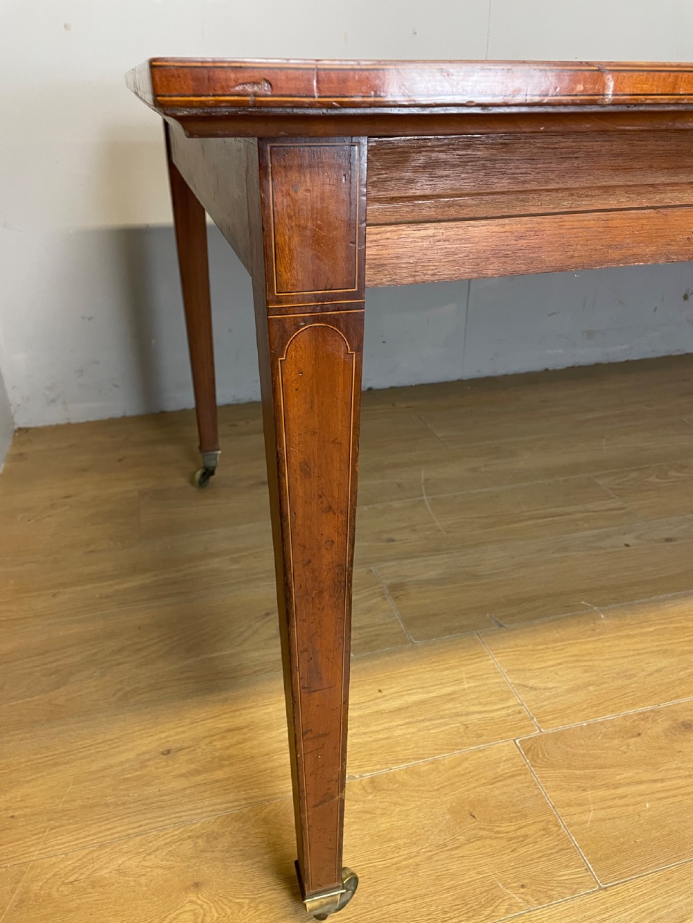 C19TH inlaid mahogany extending dining table by Gillows circa 1895  View IV