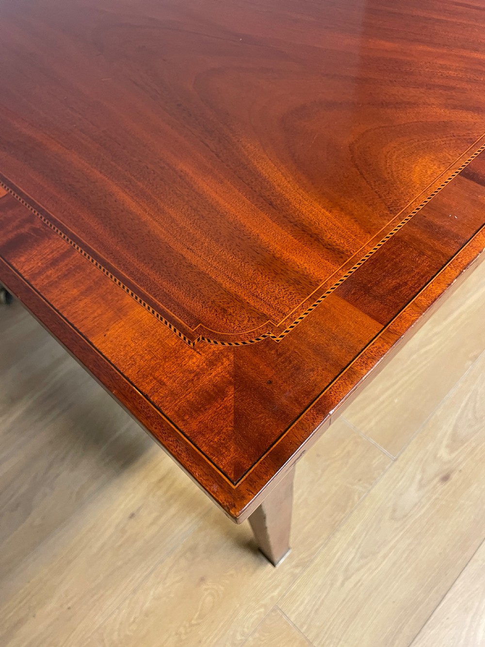 C19TH inlaid mahogany extending dining table by Gillows circa 1895  View IX