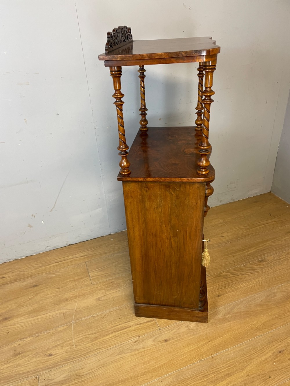 C19TH burr walnut two tier cabinet  View VIII