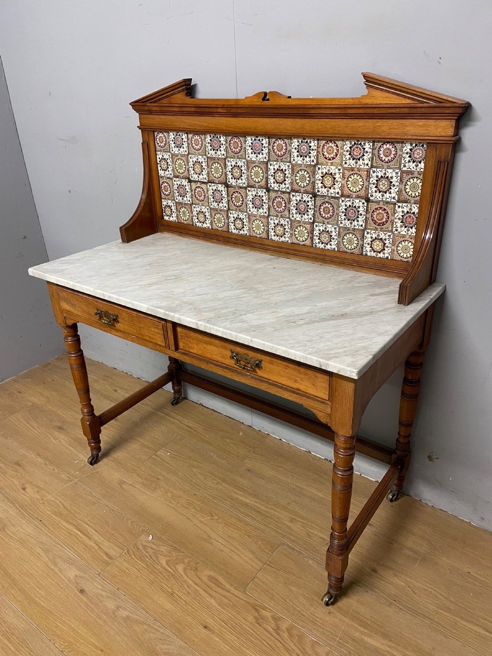 Victorian satin walnut marble topped washstand circa 1880 View VII