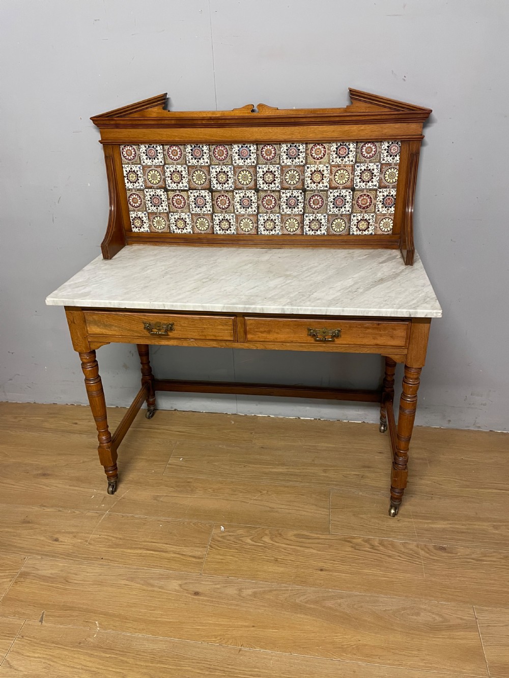 Victorian satin walnut marble topped washstand circa 1880 View XI