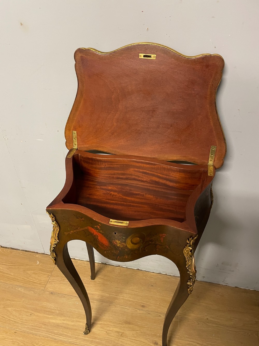 Edwardian Vernis Martin French side table with gilt mounts  View VI